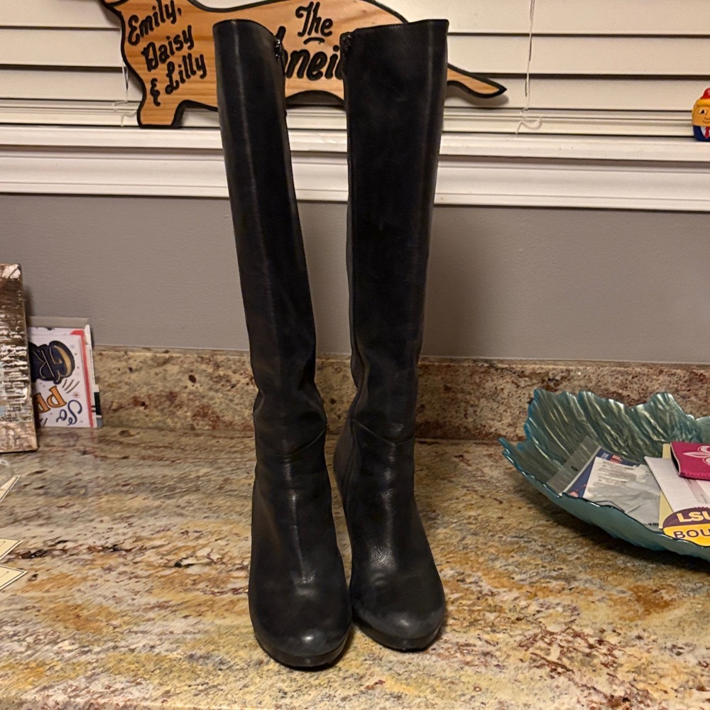 Black Knee-High Leather Boots